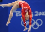 PG电子线上登入-奇迹之夜，皮亚斯特里火热状态引领索伯车队史诗级翻盘，红牛王朝遭遇最强挑战