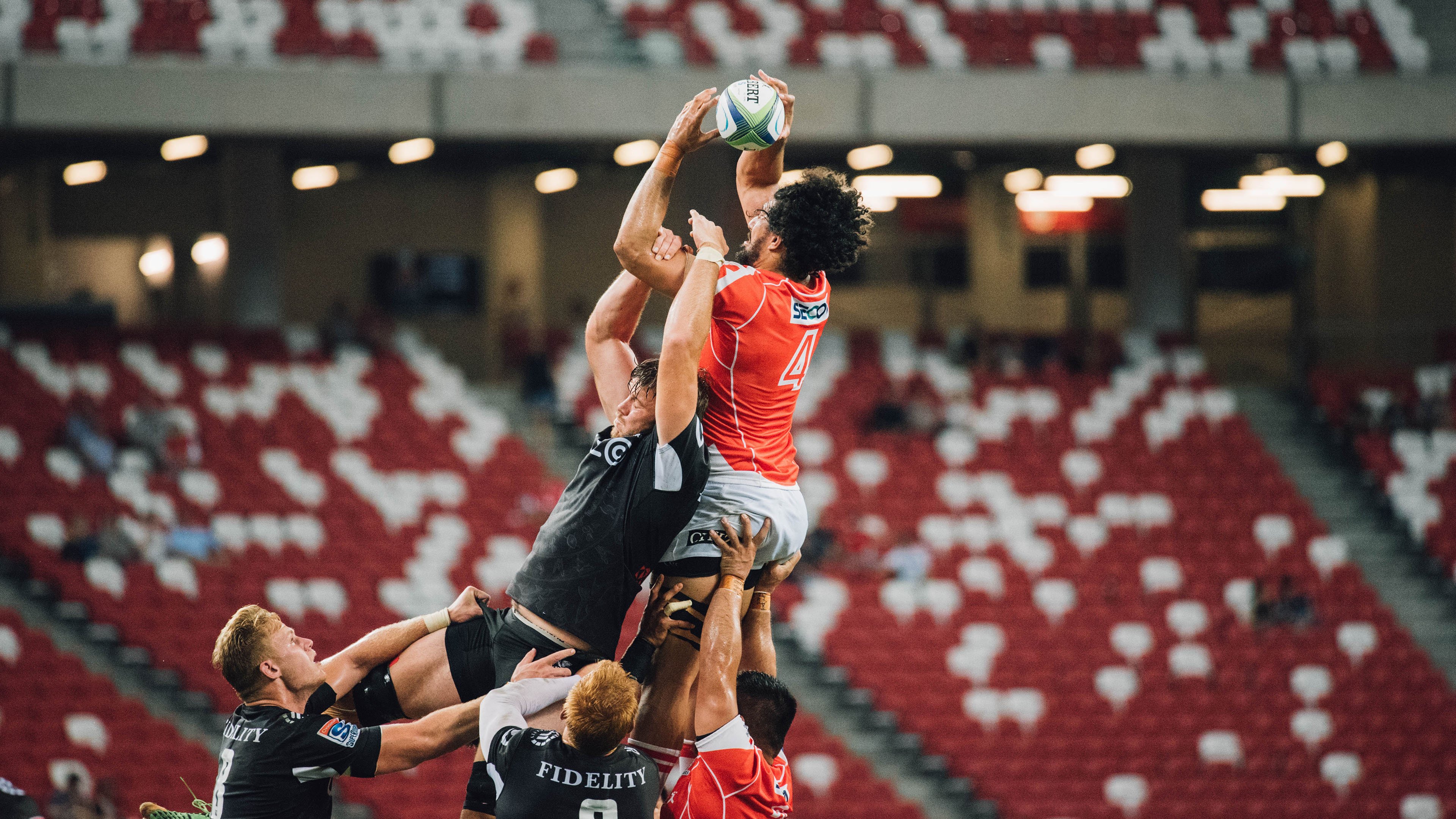 武切维奇爆发狂砍38+15，深圳队主场力克凯尔特人创历史