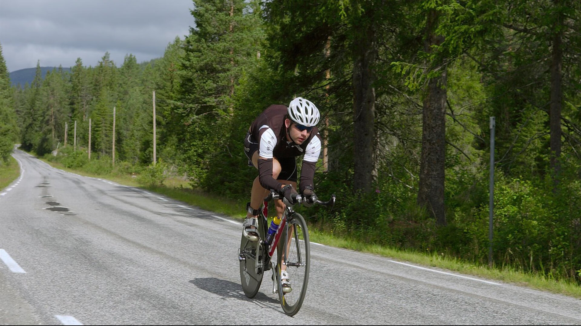 绿茵场上的绝杀与乒乓台前的纪录，当韩国足球与樊振东的传奇相遇