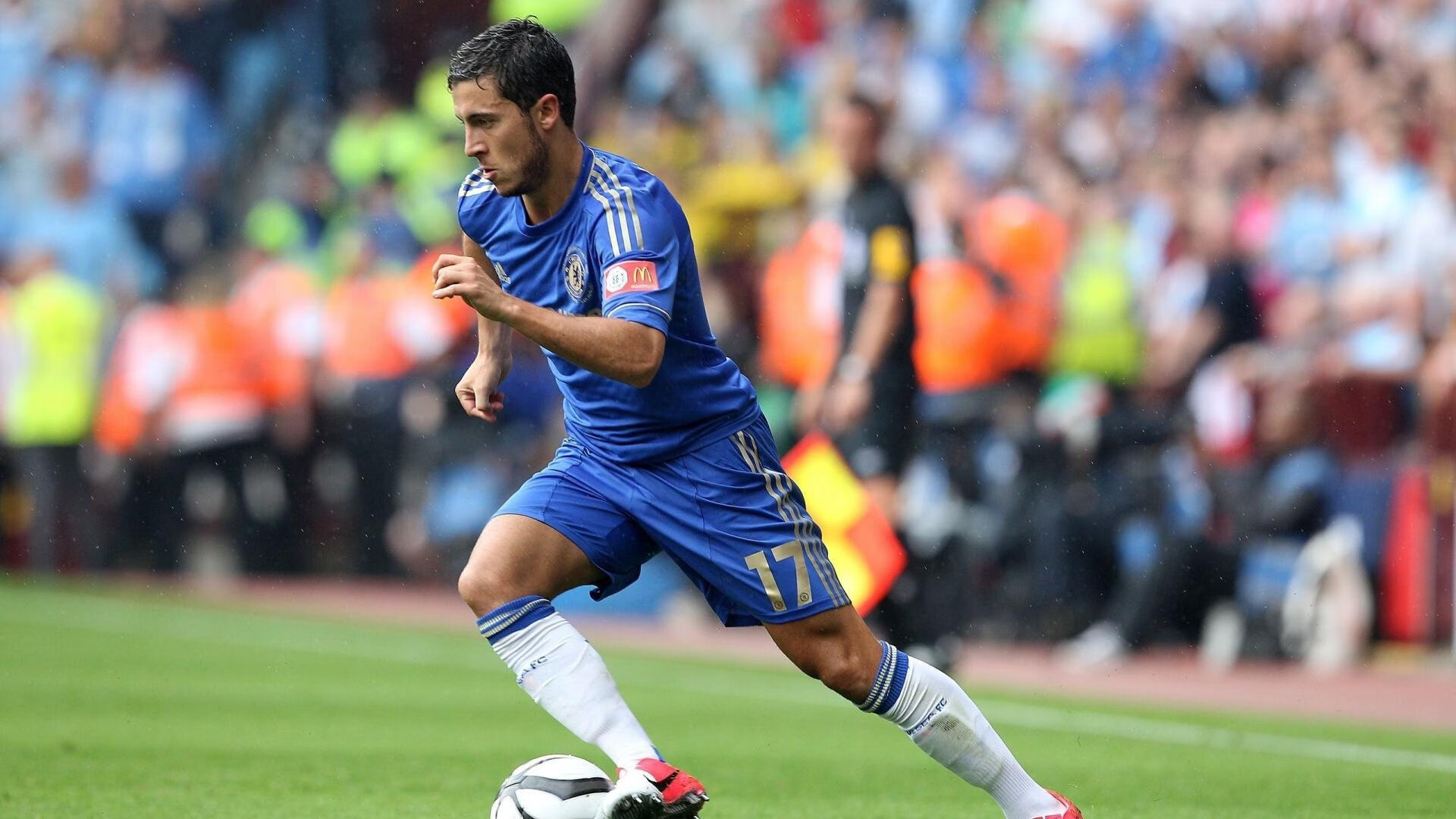 双线传奇，葡萄牙黄金一代力克英格兰，马龙领军铸就胜利丰碑