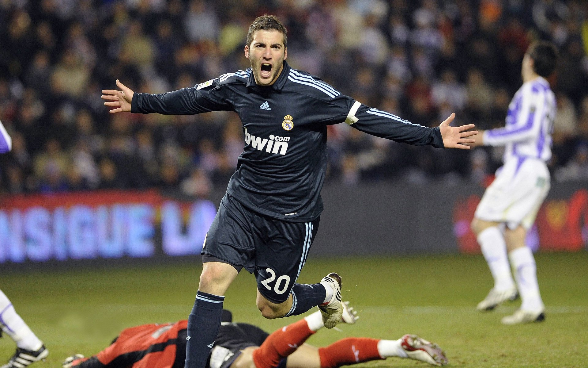 丹麦队横扫印度队，辛杜刷新纪录，羽坛新格局的诞生