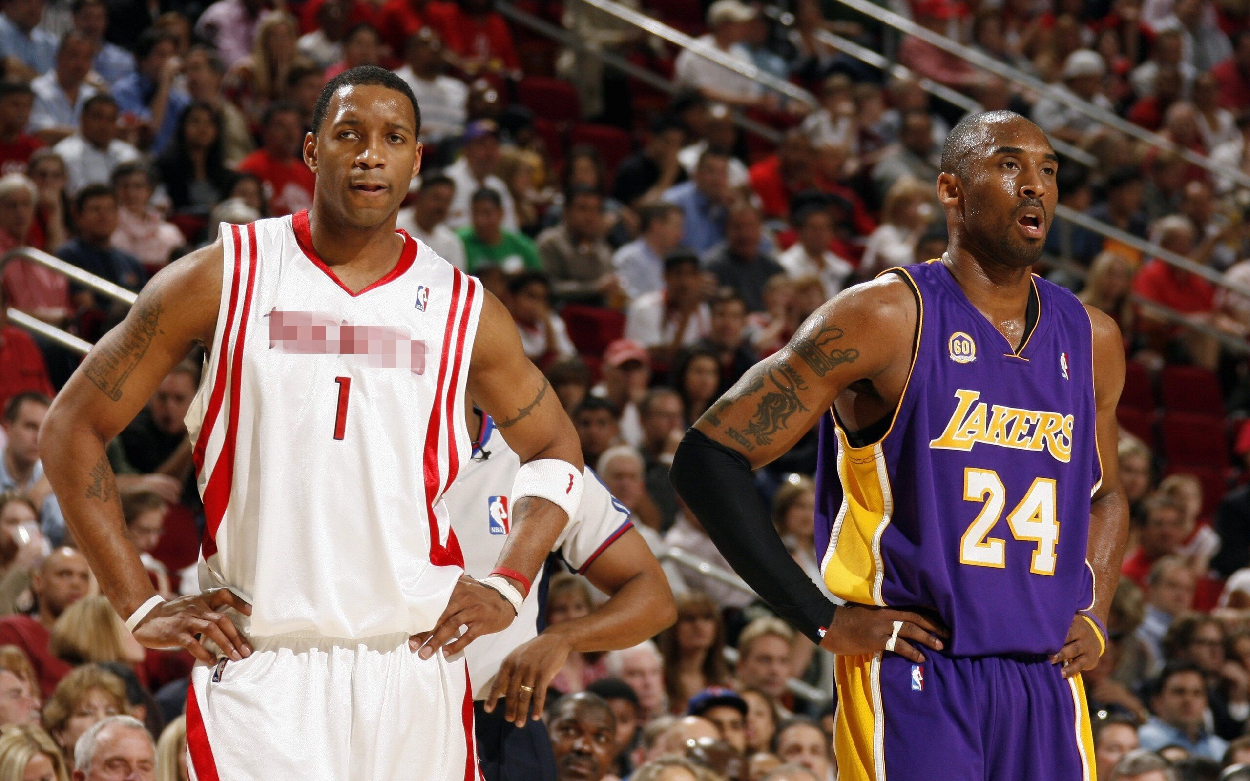 当风暴席卷瑜伽,日本队横扫印度队背后,陈雨菲在另一片场地的关键制胜